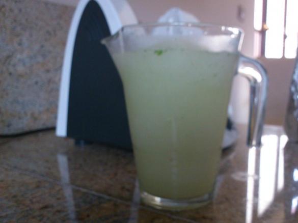 Lemoniada cytrynowo miętowa