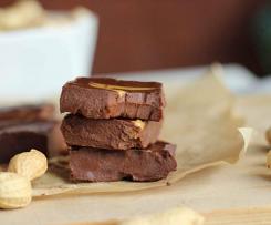 Keto fudge czekoladowo-orzechowy