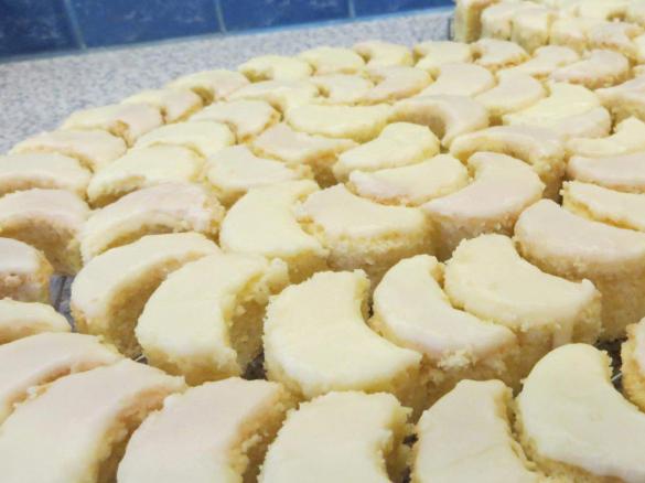 Półksiężyce cytrynowe ucierane