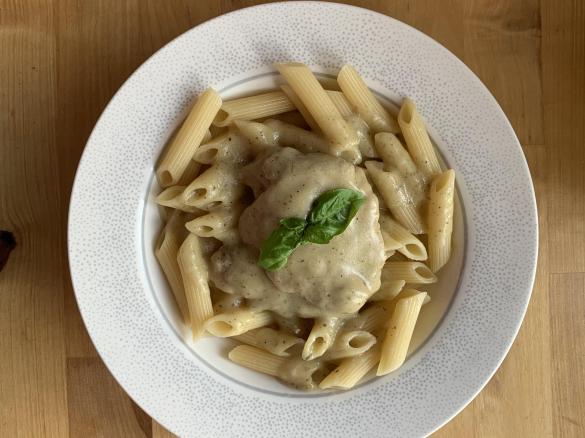 Polędwiczki wieprzowe w sosie cebulowym