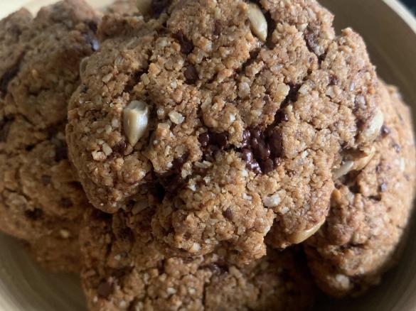 ZDROWE CIASTECZKA Z  MASŁEM ORZECHOWYM