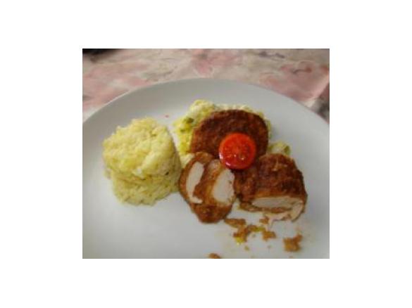 Filet z kurczaka w papryce z dodatkiem pora