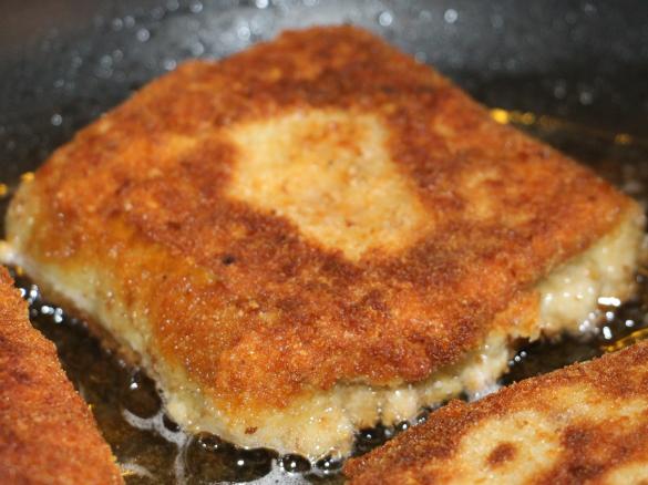 Krokiety z kapusta, grzybami i miesem