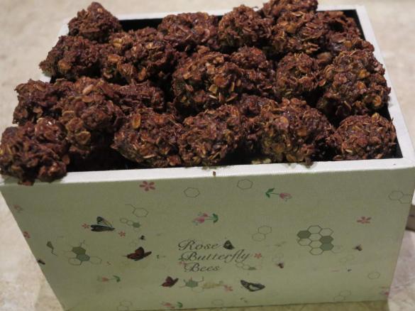 ŚWIĄTECZNE WYPIEKI - Pralinki owsiane z rumem