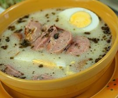 Żurek wielkanocny z kiełbasą 