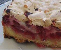 letnie ciasto z czerwoną porzeczką