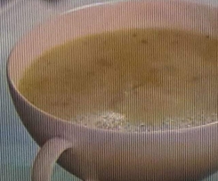 Zupa z cukinii i serka brie