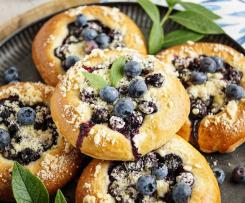 Drożdżówki z borówkami <3