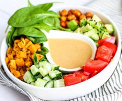 buddha bowl z prażoną cieciorką i batatami