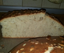 uśmiechniety chlebus na zakwasie