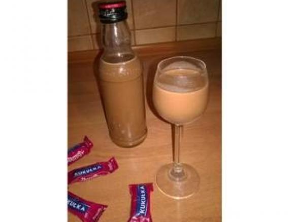 Likier z kukułek - delikatny