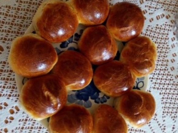 Maślane mleczne bułeczki