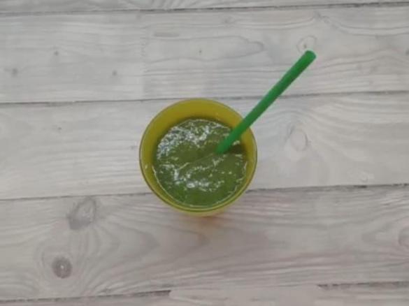 Zielony koktajl z jarmużem