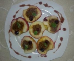 jabłka na Varomie z żurawiną nadziewane migdałami