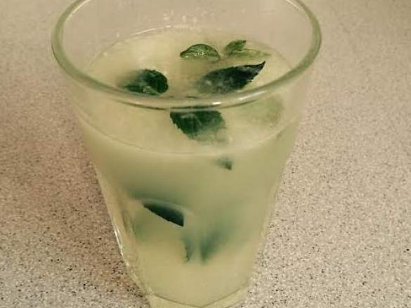 Lemoniada z stewia i mieta