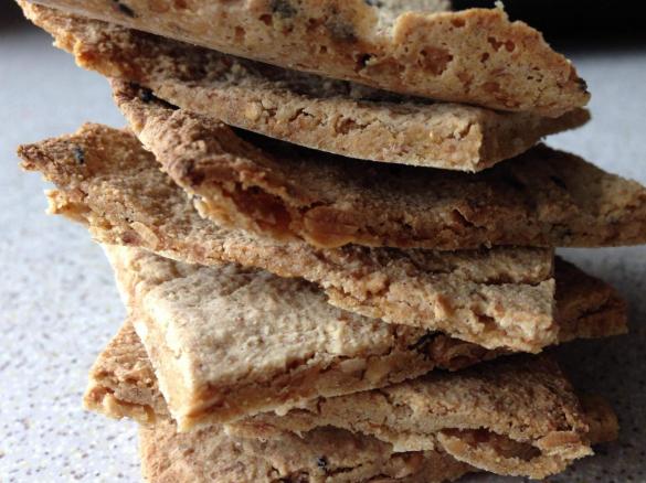 JAGLANE PIECZYWO CHRUPKIE NA ZAKWASIE