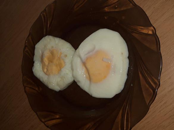 Jajka sadzone na varomie