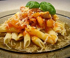 sos pomidorowy z ananasem i kurczakiem ;o)