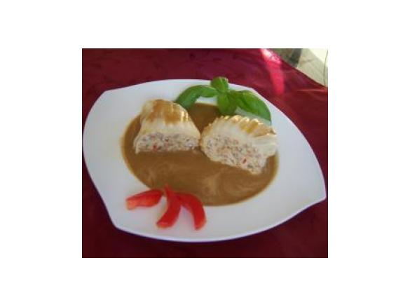 Gołąbki z suszonymi pomidorami, bazylią i kaszą gryczaną