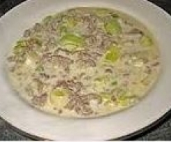 Szybka  i smaczna zupa z pora z mięsem mielonym