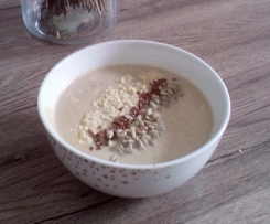 Krem z kalafiora i pieczonego czosnku (z Jadłonomii)