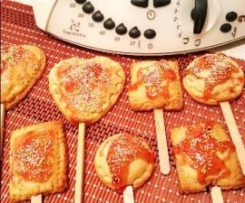 Kruche owocowe lizaki