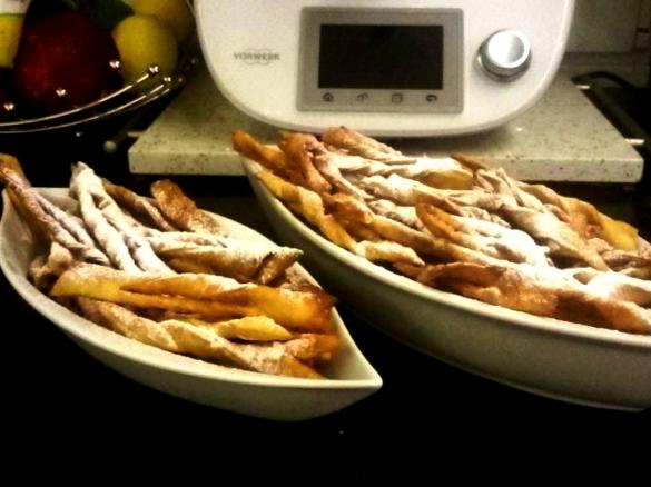 Chrusty karnawałowe -faworki lata 70