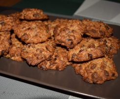 Ciastka owsiane z suszonymi owocami