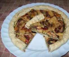 Letnia tarta z warzywami w ciescie winnym