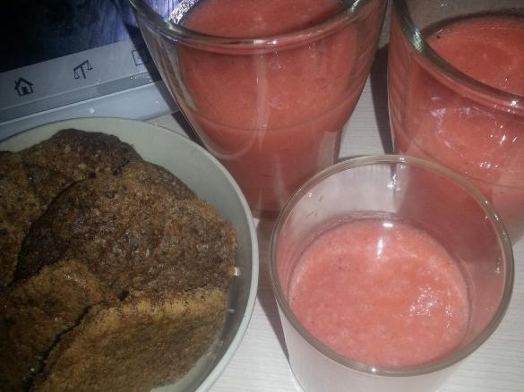 Pyszny soczek z wieeeeelu owoców :)