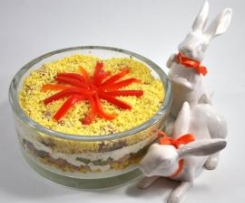 Wielkanocna sałatka TUŃCZYKOWA