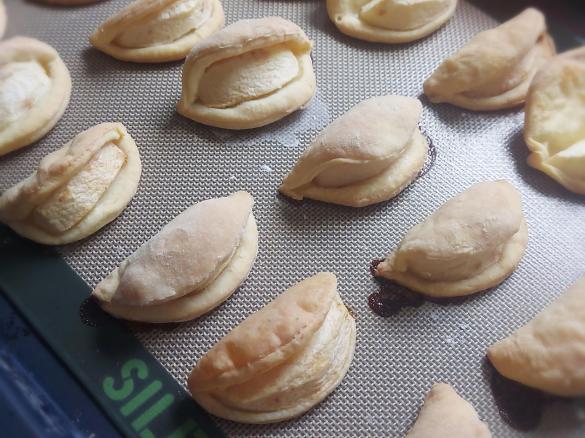 Dziecinnie proste ciasteczka twarogowe z jabłkiem