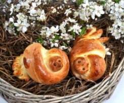 Wielkanocne bułeczki PTASZKI
