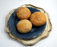 Bułki z orzechami i rozmarynem