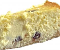 Sernik z białą czekoladą i żurawiną