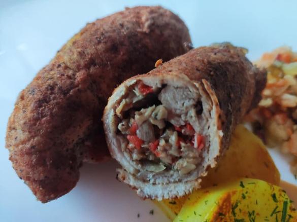 SCHABOWE ROLADY Z SOSEM I ZIEMNIAKAMI