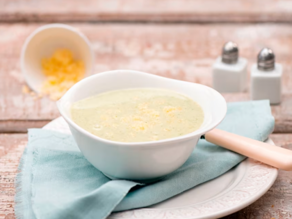 Zupa krem z brokułów z cheedarem