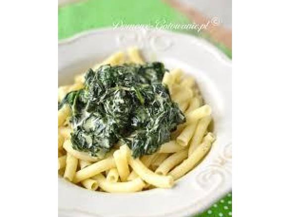 Makaron ze szpinakiem i serem Feta.