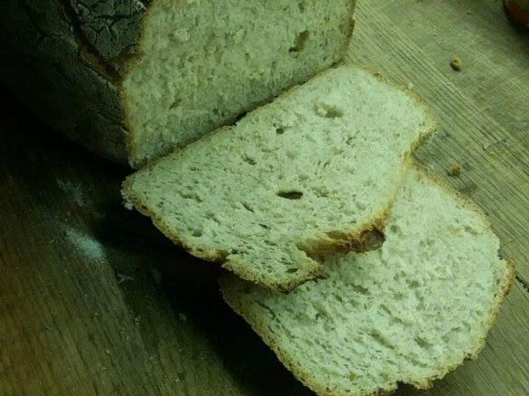 CHleb z garnka na maślance