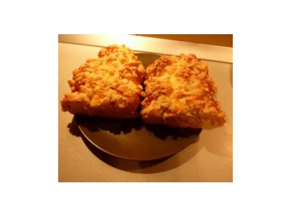 Chałka z budyniem i kruszonką :-)