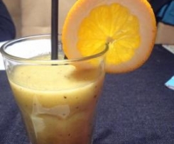 Napoj mlodych bogow:) (kiwi, banan, pomarancza)