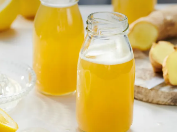 Napój imbirowo-miodowo-cytrynowy
