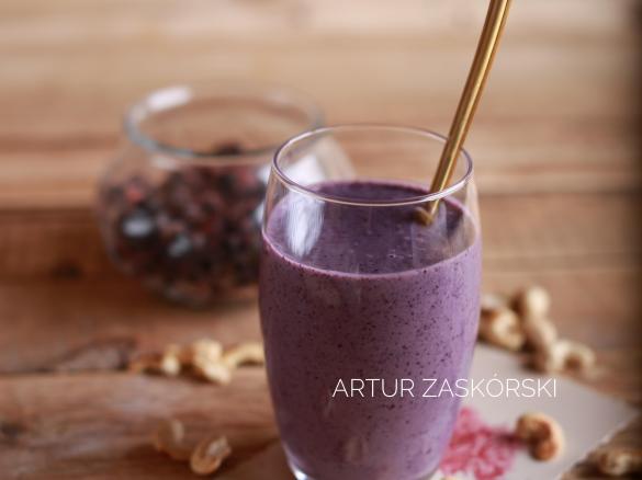 KOKTAJL JAGODOWO-BANANOWY