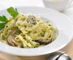 Tagliatelle z duszonymi borowikami