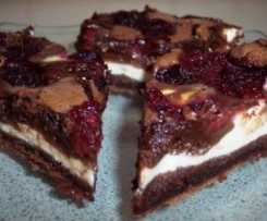 Sernikobrownies z malinami