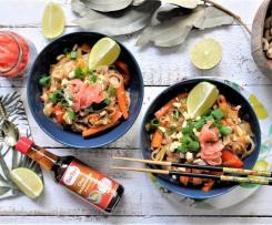 Makaron chiński z warzywami i marynowanym imbirem