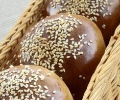 Bułeczki hamburgerowe z sezamem