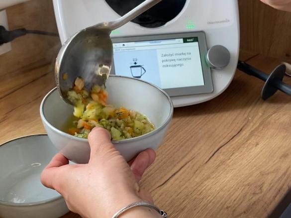 Jarzynowa zupa z rybą