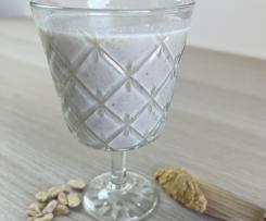 Koktajl bananowy z masłem orzechowym