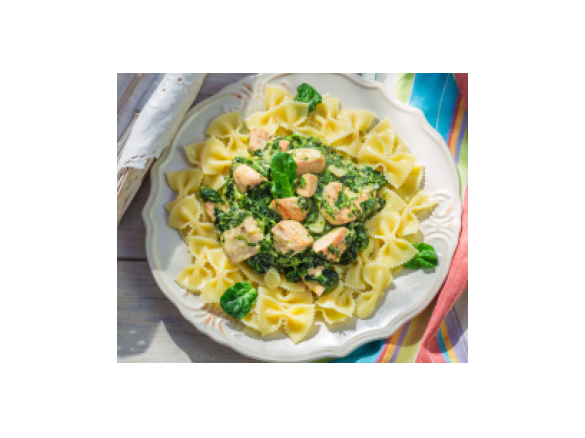 Makaron z indykiem w sosie cukiniowo-szpinakowym (3)